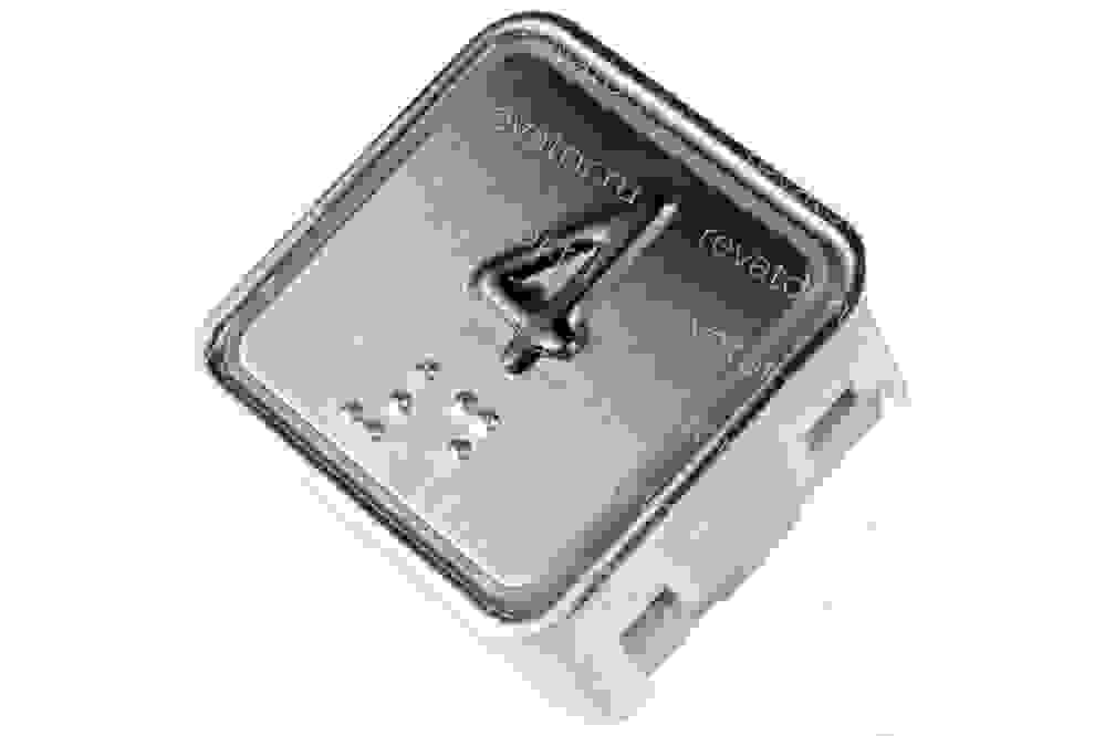 Модуль кнопочный квадратный красная подсветка код брайля "4" A4N11286$05 KA302-D-R-04 ЩЛЗ