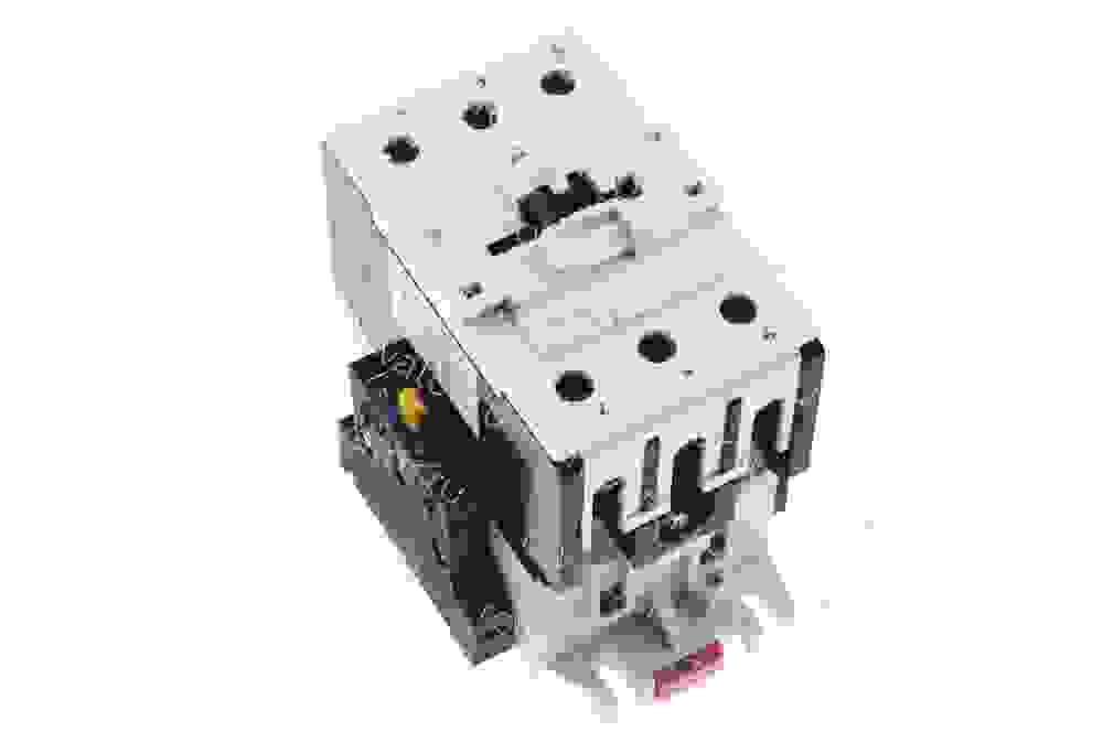 Пускатель 110VAC 63А ПМ12-063151