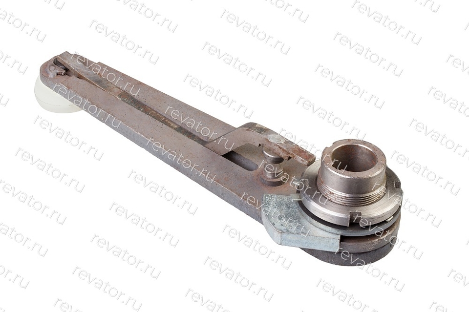 Рычаг привода двери кабины проем 900мм конус КМЗ