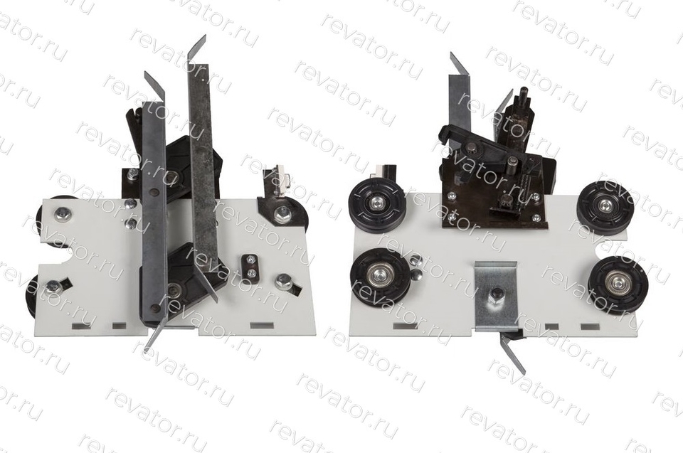 Каретка дверей кабины 03.01.03.01.0010 КМЗ